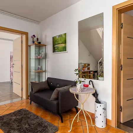 Apartments & Wellness Dalija With Massages Studio Podčetrtek Exterior foto
