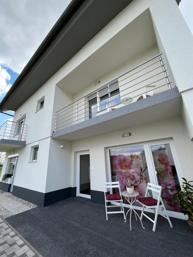 & Wellness Dalija With Massages Apartment